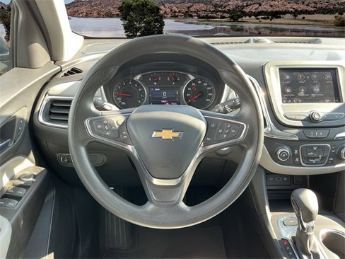 Used 2023 Chevrolet Equinox LT image 10