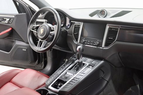 Used 2017 Porsche Macan GTS image 31