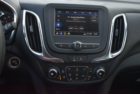 Used 2023 Chevrolet Equinox LT image 24