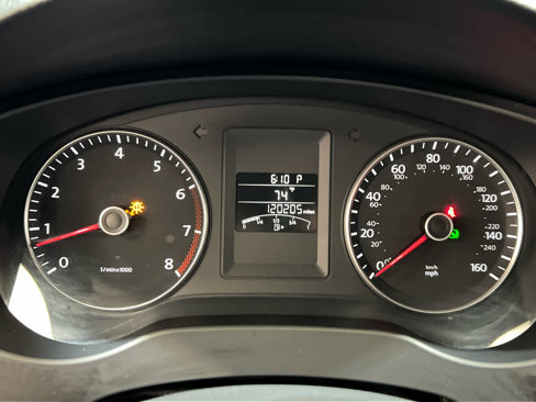 Used 2013 Volkswagen Jetta SE image 15