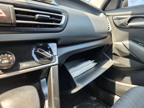 Used 2022 Kia Seltos LX image 13
