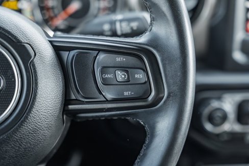 Used 2021 Jeep Wrangler Unlimited Sport image 27