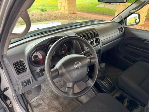 Used 2004 Nissan Frontier XE w/ (PWR) Pwr Pkg image 11