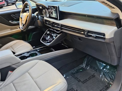 Used 2020 Lincoln Corsair Reserve w/ Elements Package image 32
