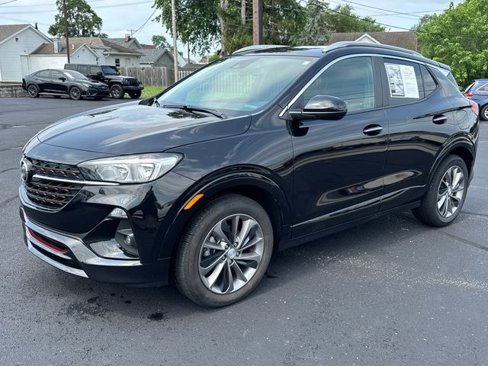 Used 2023 Buick Encore GX Select w/ Sport Touring Package image 3