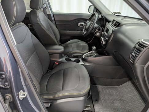 Used 2015 Kia Soul + image 36