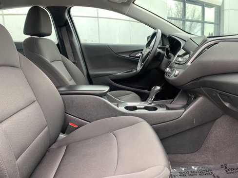 Used 2019 Chevrolet Malibu RS image 12