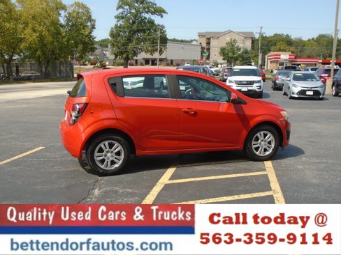 Used 2013 Chevrolet Sonic LT image 5