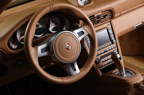 Used 2013 Porsche 911 Turbo S image 4