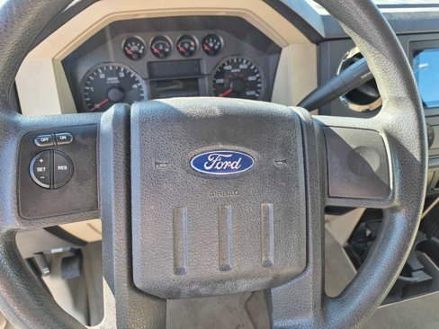 Used 2010 Ford F250 XLT image 16