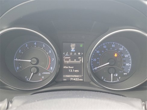 Used 2017 Toyota Corolla iM image 35