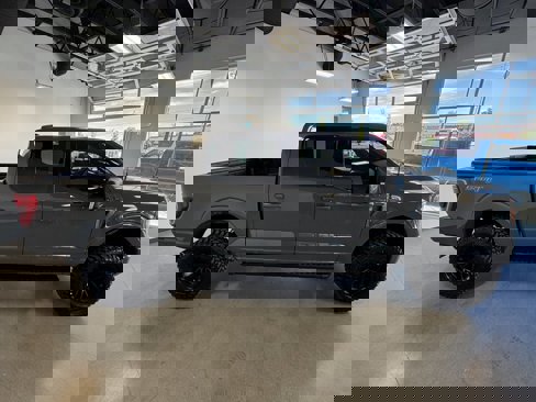 Used 2021 Ford F150 XLT image 10
