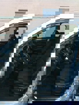 Used 2019 Nissan Rogue S image 16