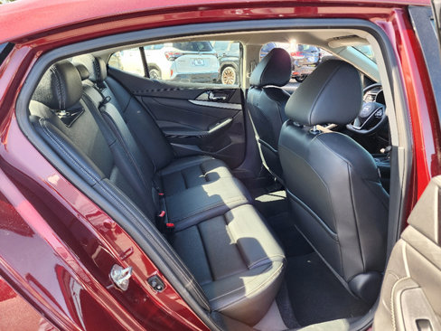 Used 2017 Nissan Maxima 3.5 SV image 27