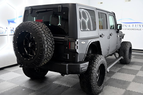 Used 2016 Jeep Wrangler Unlimited Sahara image 4