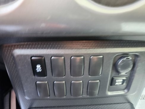 Used 2012 Toyota FJ Cruiser 4WD image 20