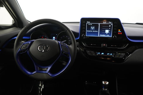Used 2021 Toyota C-HR Limited image 12