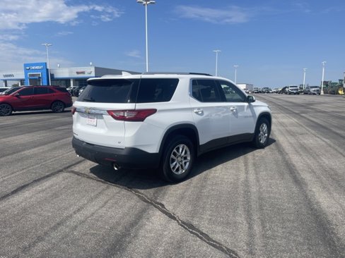 Used 2018 Chevrolet Traverse LT image 5
