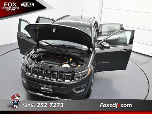 Used 2018 Jeep Compass Limited w/ Navigation Group image 33