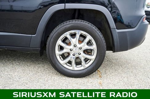 Used 2019 Jeep Cherokee Sport w/ Cold Weather Group image 6