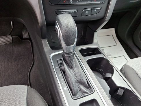 Used 2019 Ford Escape SE image 12