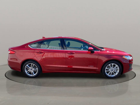 Used 2019 Ford Fusion SE image 7