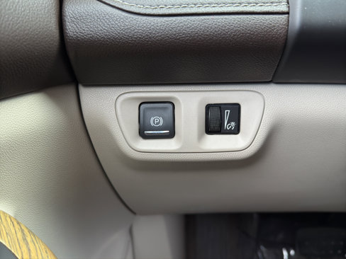 Used 2019 GMC Acadia Denali w/ Technology Package image 37