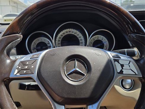 Used 2016 Mercedes-Benz E 350 Sedan image 21