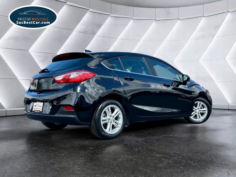 Used 2017 Chevrolet Cruze LT w/ Convenience Package image 8