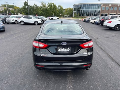 Used 2013 Ford Fusion SE image 4