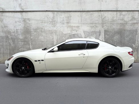 Used 2014 Maserati GranTurismo Sport image 7