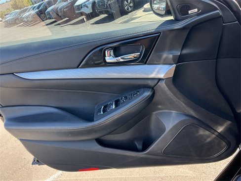 Used 2018 Nissan Maxima 3.5 SL image 24