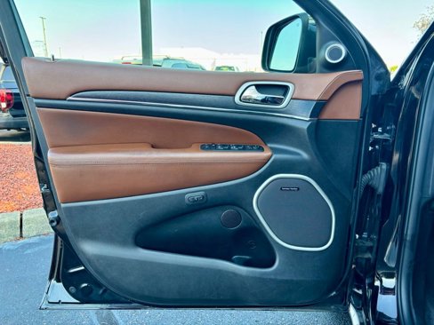 Used 2019 Jeep Grand Cherokee Summit w/ Skid Plate Group image 11