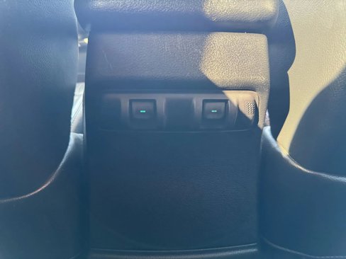 Used 2012 Jeep Wrangler Unlimited Sahara w/ Connectivity Group image 21