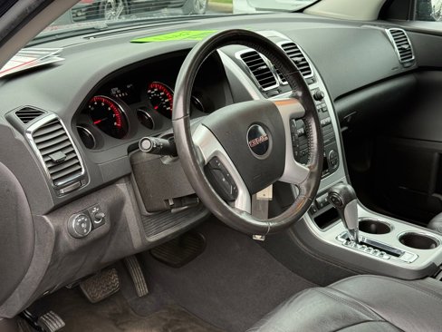 Used 2011 GMC Acadia SLT image 10