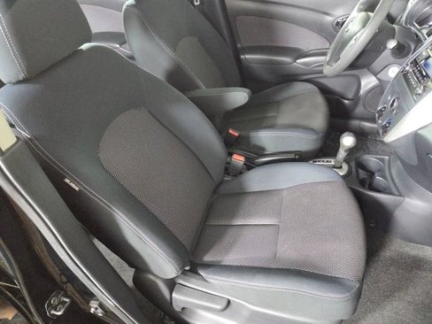 Used 2016 Nissan Versa SV image 30