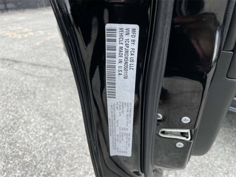 Used 2022 Jeep Cherokee Limited image 10