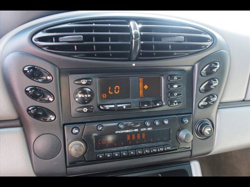 Used 2001 Porsche Boxster image 29