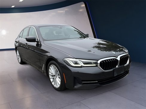 Used 2021 BMW 540i xDrive w/ Premium Package image 7