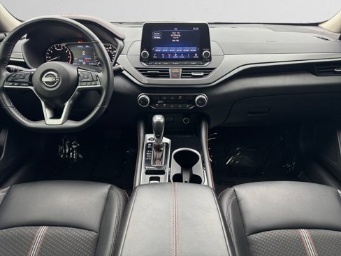 Used 2023 Nissan Altima 2.5 SR image 10