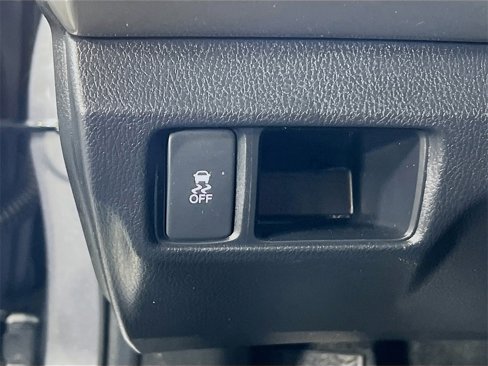 Used 2011 Honda Accord LX image 16