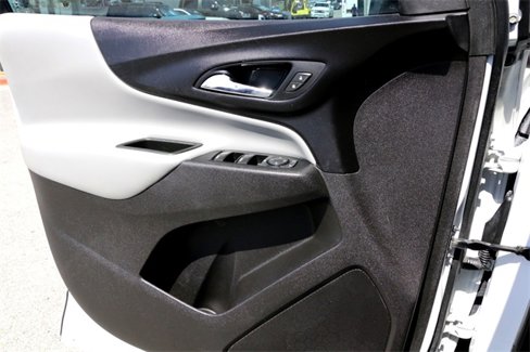 Used 2018 Chevrolet Equinox LS image 21