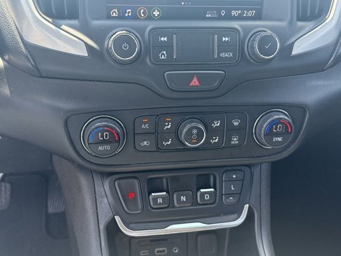 Used 2021 GMC Terrain SLT image 25