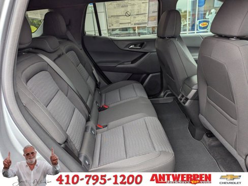 New 2025 Chevrolet Equinox LT w/ Safety and Technology Package image 9