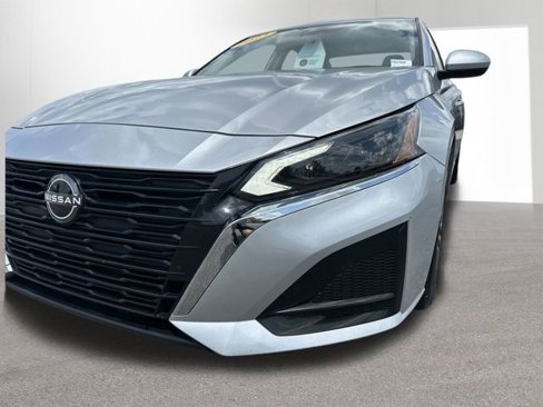 Certified 2023 Nissan Altima 2.5 SV image 37