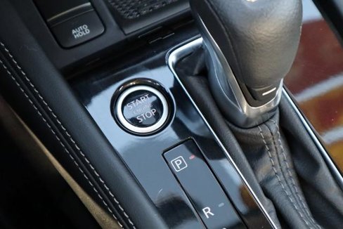 Certified 2024 Nissan Kicks SR w/ SR Premium Package image 21