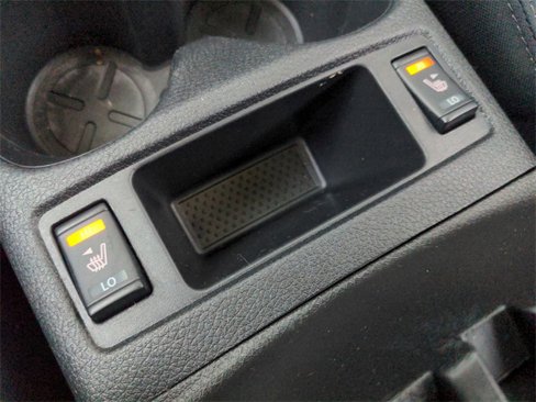 Used 2017 Nissan Rogue SV image 34
