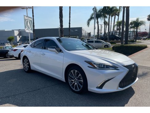 Used 2020 Lexus ES 350 w/ Premium Package image 7