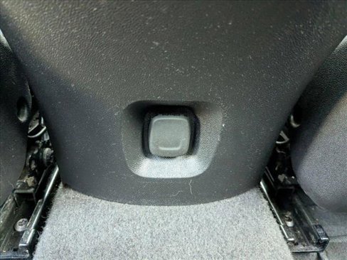 Used 2020 Chevrolet Malibu RS image 16