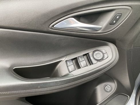Certified 2022 Buick Encore GX Select image 26